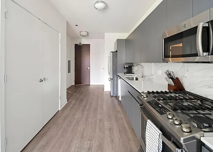 Landing Incredible 2Bd Rooftop Lounge Pool *